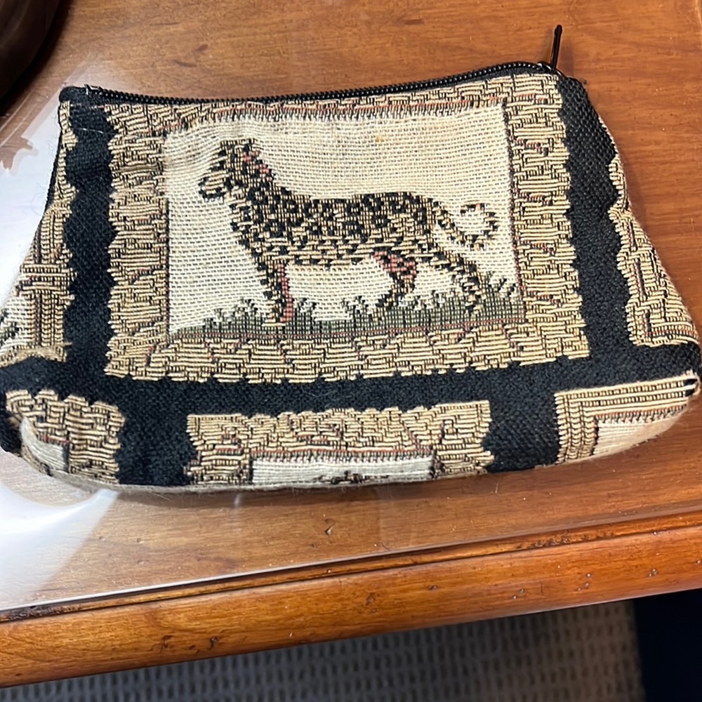 Doodle Bags Stuart FL. Cheetah, Leopard print small Cosmetic bag.